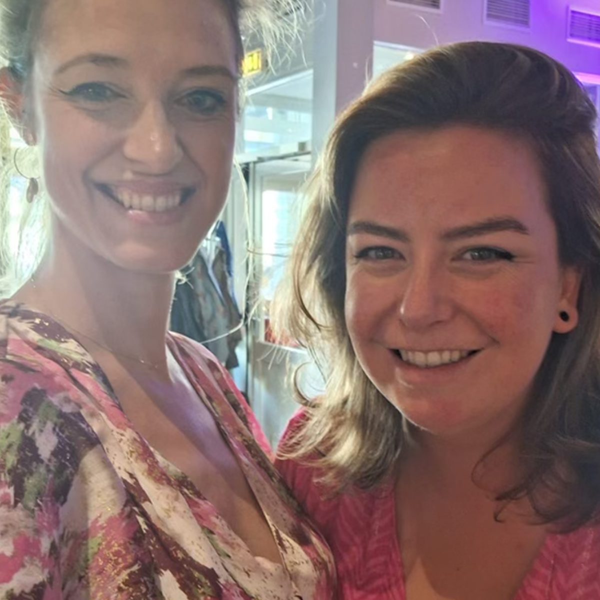 staand_0039_95E0C336-F377-4FE4-A9C8-38B3603E9281